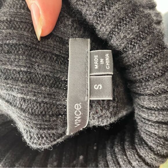 Vince Tricolor Colorblock Cashmere Wool Blend Turtleneck Sweater - Picture 7 of 8